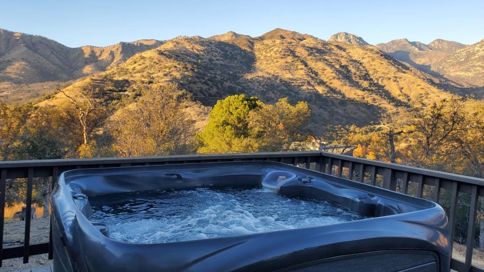Villa Mountain View, Hot Tub, Open Kitchen, 10M To Sequoia à Three Rivers Extérieur photo